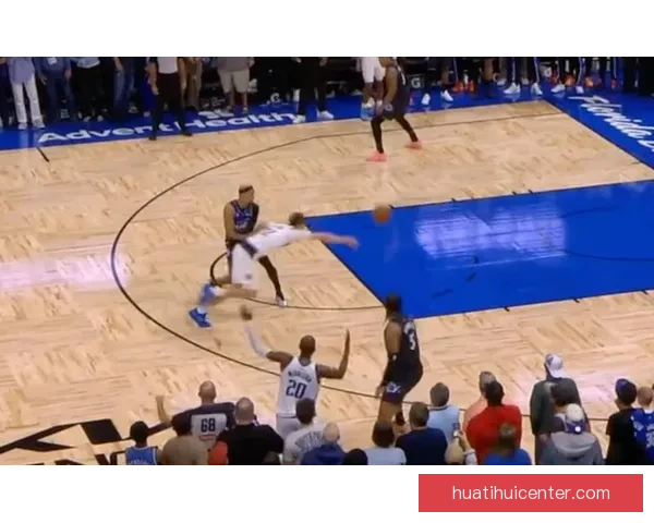 弗拉格谈穆迪末节最后一攻：传球是最佳选择腿部支撑出现问题